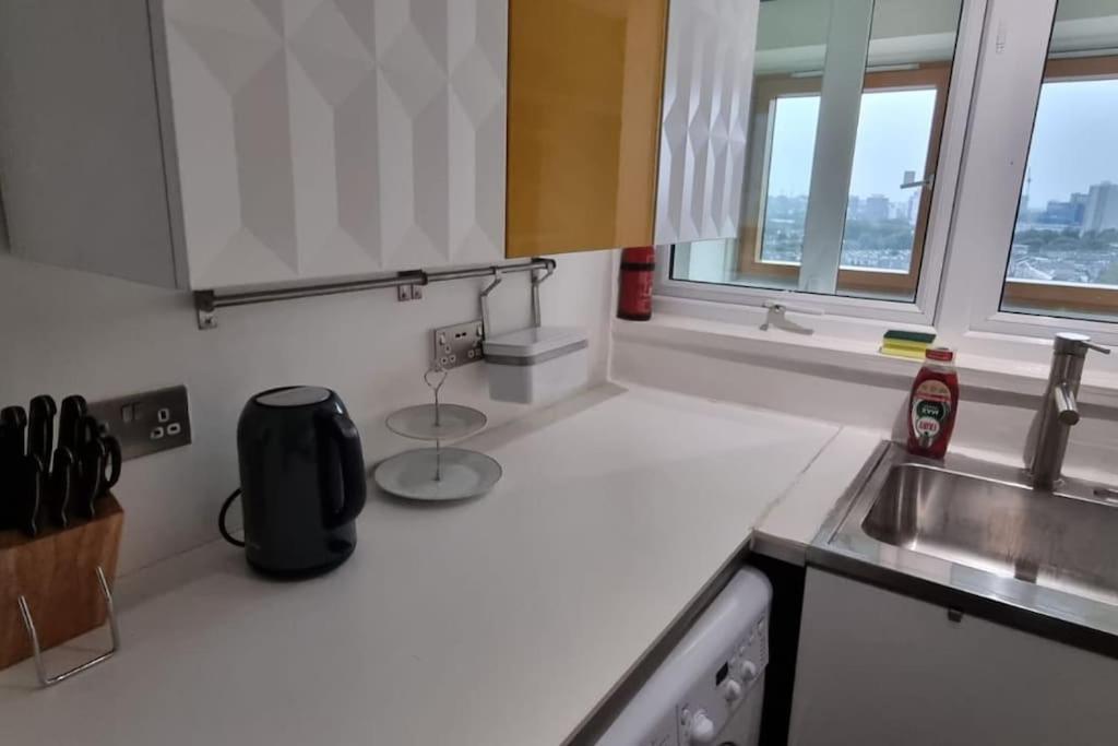 Gottersea 1 Bedroom Flat In Battersea 70 Mq لندن المظهر الخارجي الصورة